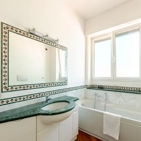 Joivy Stylish Flat Terrace