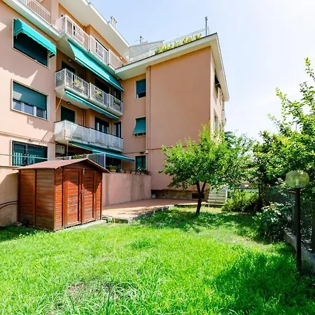 Joivy Stylish Flat Terrace *