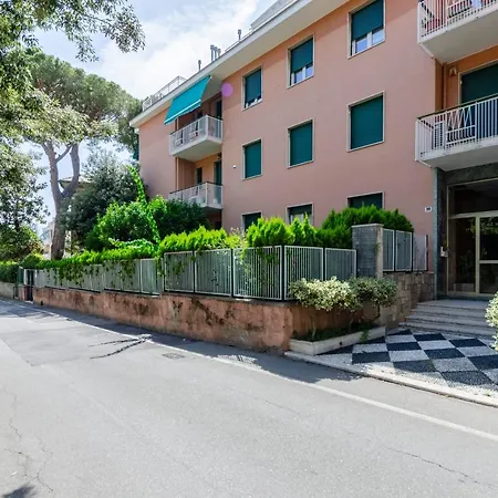 Joivy Stylish Flat Terrace Apartment Genoa