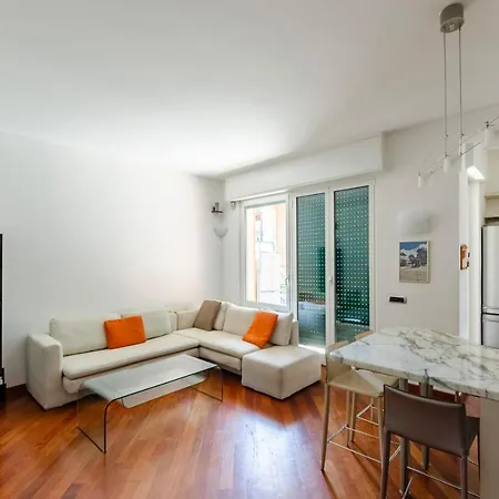 Joivy Stylish Flat Terrace Apartment Genoa