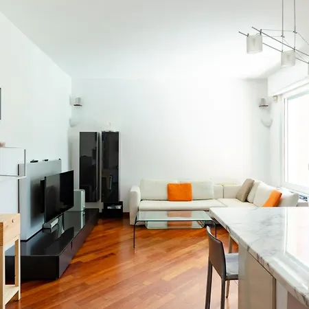 Joivy Stylish Flat Terrace Apartment *