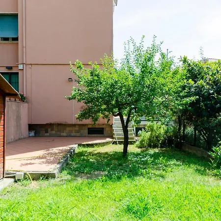 Apartment Joivy Stylish Flat Terrace *
