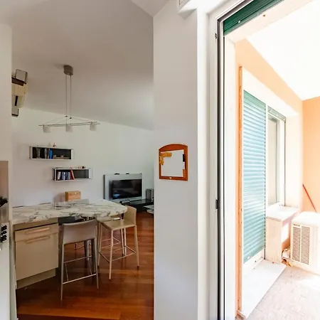 Joivy Stylish Flat Terrace * Genoa